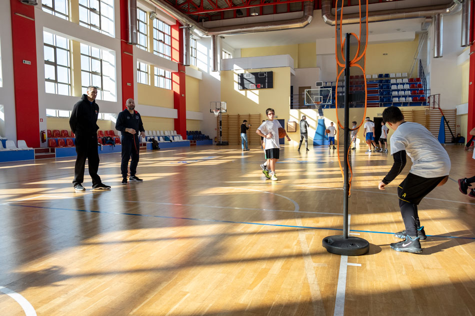 Elite Guards And Elite Post Skills Camp Α.Ο. Λεοντείου: Βελτίωση με μπάσκετ υψηλού επιπέδου (photos & Video)